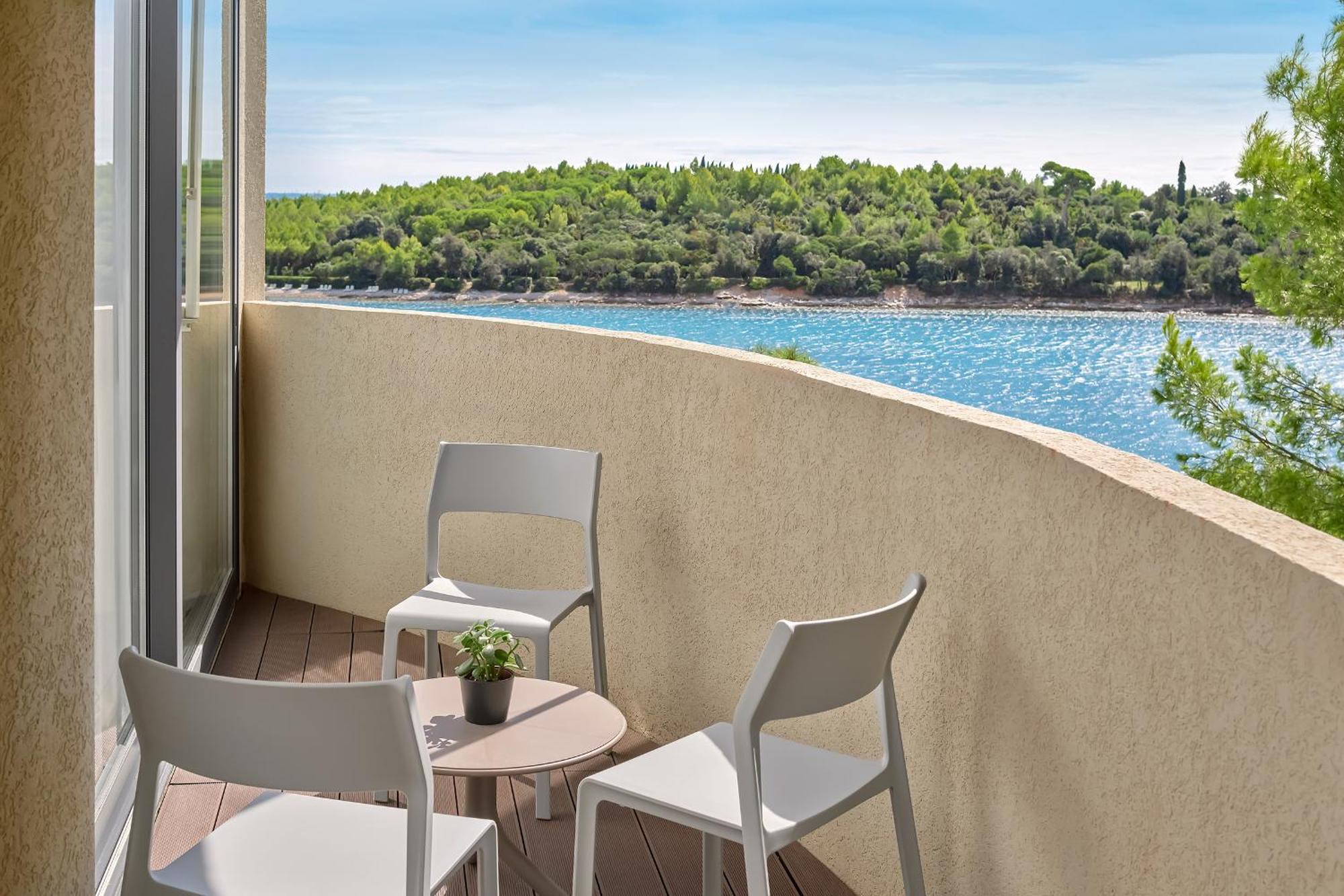 Maistra Select Island Hotel Istra Ровин Екстериор снимка