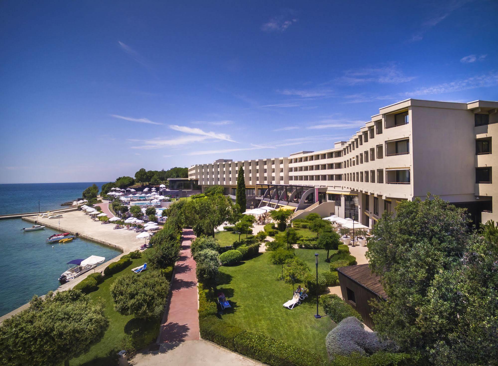 Maistra Select Island Hotel Istra Ровин Екстериор снимка