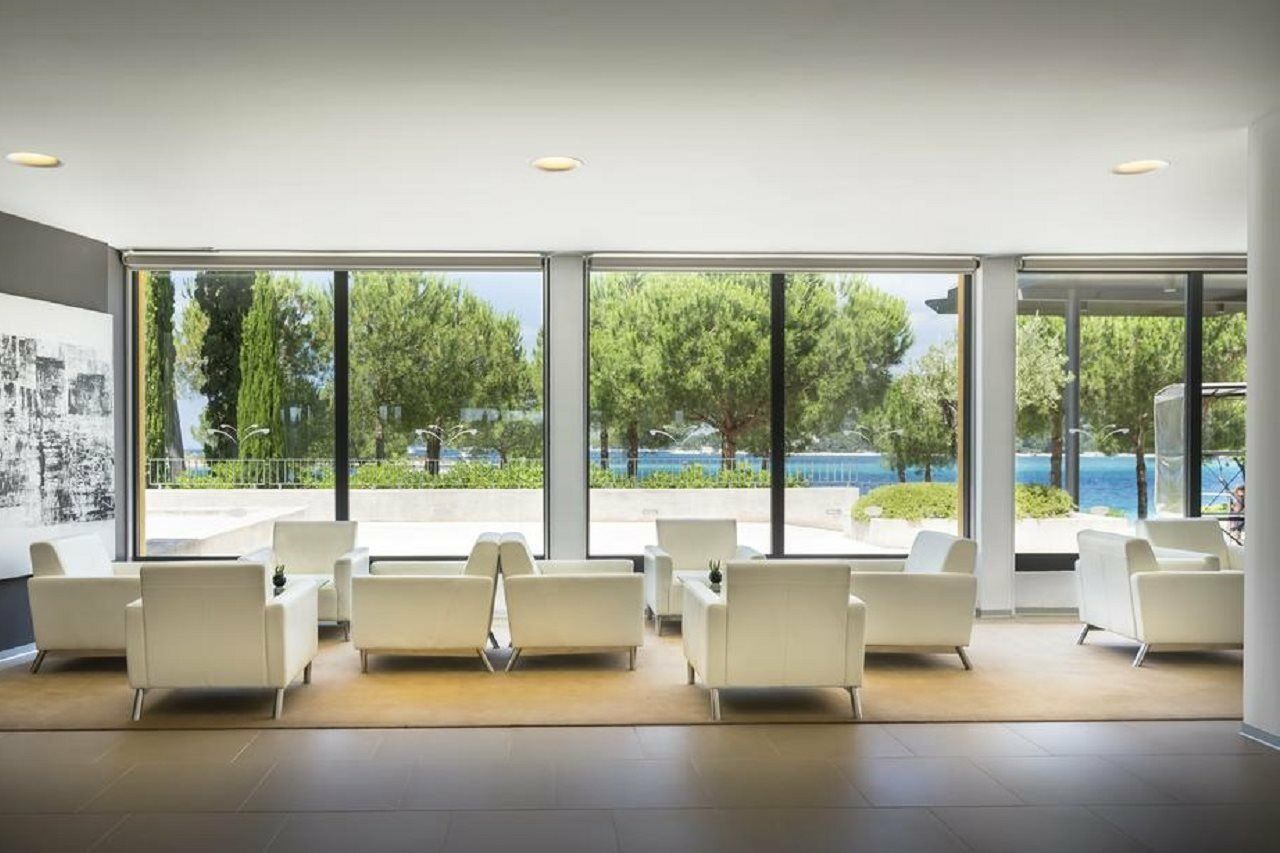 Maistra Select Island Hotel Istra Ровин Екстериор снимка